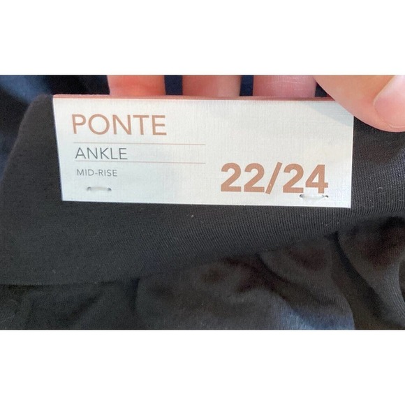 NWT Lane Bryant Ponte Ankle Pants Size 22/24 Women’s Mid Rise MSRP $59.95 - Picture 6 of 10